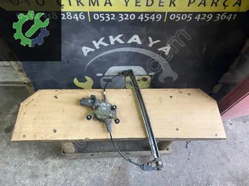Fiat Siena Sağ Ön Cam Krikosu çıkma parça