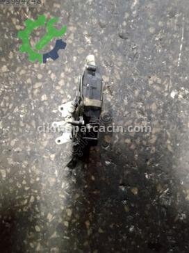 Fiat Tempra Sol Ön Kapı Kilidi çıkma parça