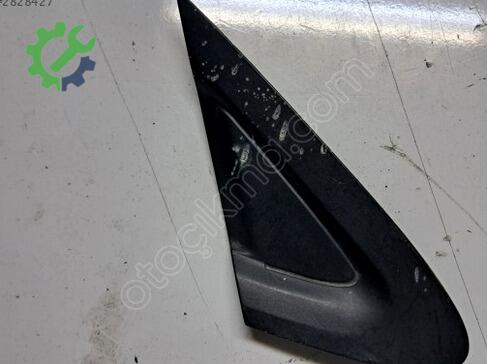 Fiat Punto Kelebek Camı 51752865-51752864 çıkma parça
