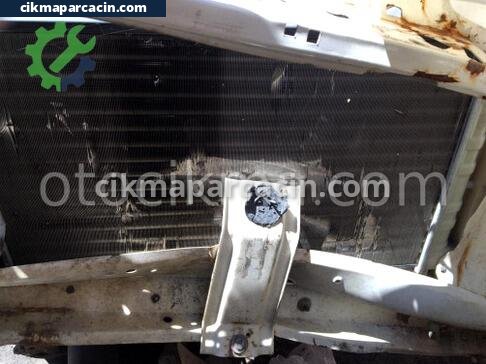 Fiat Uno Klima Radyatörü çıkma parça