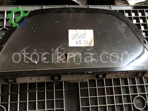 Fiat Uno Gösterge Saati çıkma parça