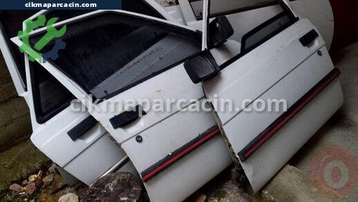 Fiat Uno Sağ Ön Kapı çıkma parça