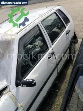 Fiat Uno Sol Arka Çamurluk çıkma parça