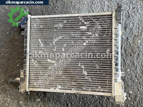 Ford Fiesta Motor Su Radyatörü çıkma parça