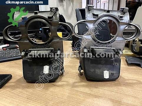 Ford Fiesta Teyp Çerçevesi çıkma parça