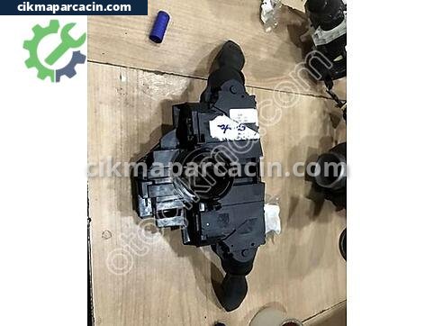 Ford Fiesta Sinyal Kolu çıkma parça