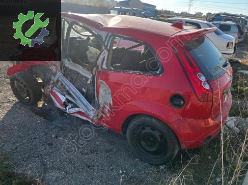 Ford Fiesta Tavan çıkma parça
