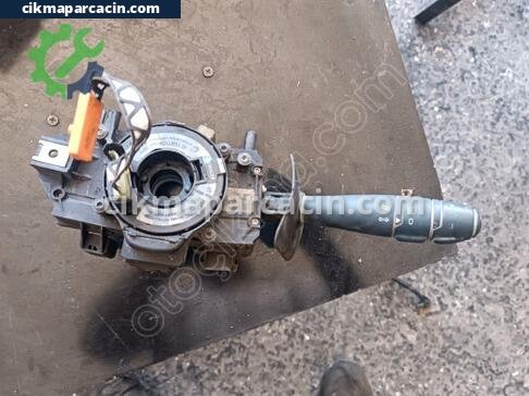 Fiat Fiorino Sinyal Kolu çıkma parça