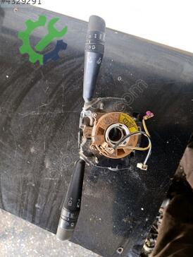 Fiat Fiorino Sinyal Kolu çıkma parça