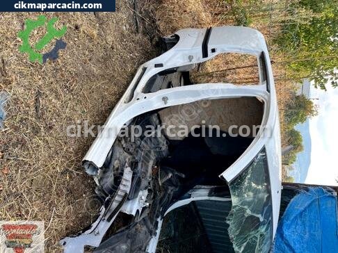 Fiat Fiorino Sağ Arka Çamurluk çıkma parça