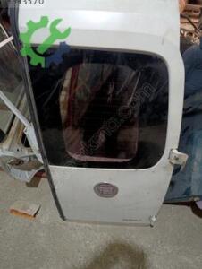 Fiat Fiorino Sağ Arka Bagaj Çıkma