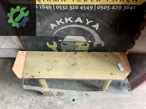 Fiat Fiorino Sağ Ön Kapı Camı çıkma parça