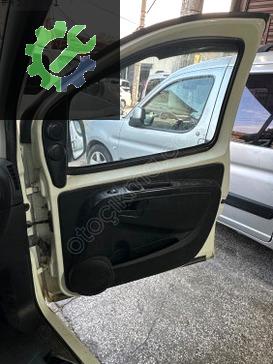Fiat Fiorino Sağ Ön Kapı çıkma parça