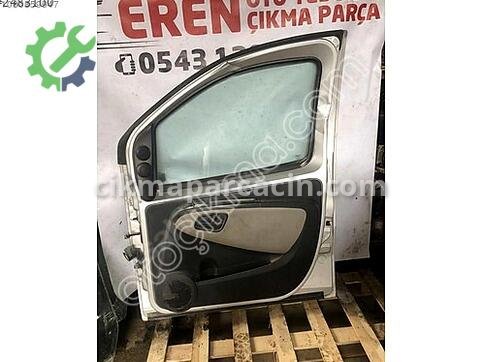 Fiat Fiorino Sağ Ön Kapı çıkma parça