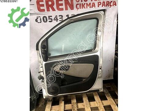 Fiat Fiorino Sağ Ön Kapı çıkma parça