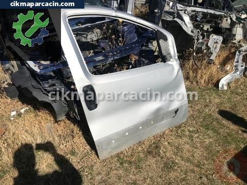 Fiat Fiorino Sağ Ön Kapı çıkma parça