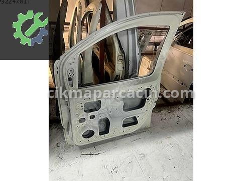 Fiat Fiorino Sağ Ön Kapı çıkma parça