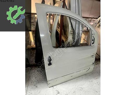 Fiat Fiorino Sağ Ön Kapı çıkma parça