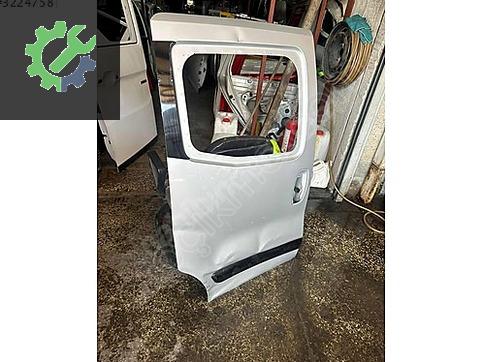 Fiat Fiorino Sağ Sürgülü Kapı çıkma parça