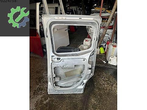 Fiat Fiorino Sağ Sürgülü Kapı çıkma parça