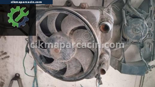 Fiat 126 Bis Radyatör çıkma parça