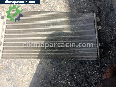 Renault Fluence Klima Radyatörü çıkma parça