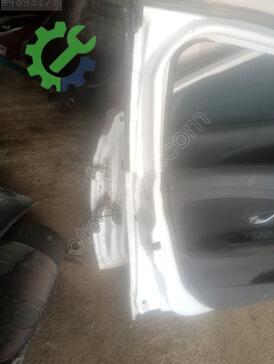 Renault Fluence Sol Ön Kapı çıkma parça
