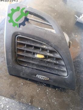 Renault Fluence Kalorifer Izgarası çıkma parça