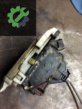 Ford Focus Sol Arka Kapı Kilidi 264A-A26413-CB çıkma parça