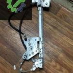 FOCUS 1 SOL CAM KRİKOSU MOTORSUZ ORJ ÇIKMA