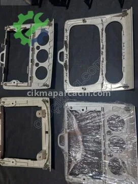 Ford Focus Teyp Çerçevesi çıkma parça