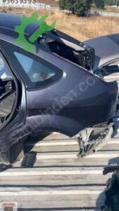 Ford Focus HB Sol Arka Çamurluk Çıkma