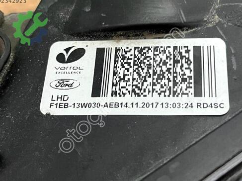 Ford Focus Sol Ön Far F1EB13W030AEB çıkma parça