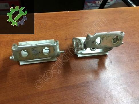 Ford Focus Kapı Menteşesi C8Q9A çıkma parça