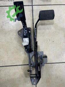 Çıkma Orijinal Pedal Ford Focus