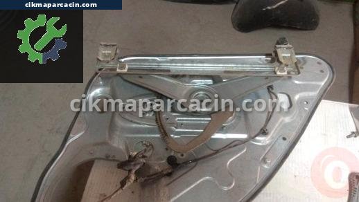 Ford C-Max Cam Motoru çıkma parça