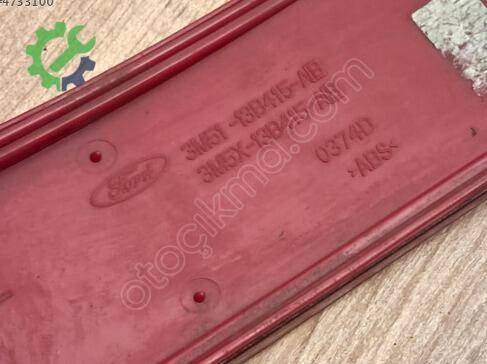 Ford C-Max Tampon Reflektörü 3M51-13B415-AB çıkma parça