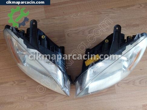 Ford C-Max Sağ Ön Far çıkma parça