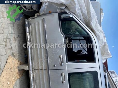 Ford Transit Connect Sol Ön Kapı çıkma parça