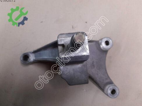 Ford Tourneo Connect Takoz çıkma parça