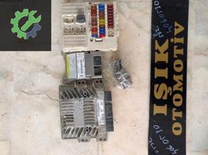 Ford connect 1.8 dizel 7T11-12A650-AH beyin seti çıkma orjinal