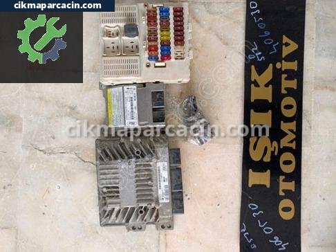 Ford Tourneo Connect Beyin çıkma parça