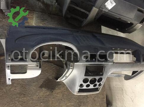Ford Tourneo Connect Torpido çıkma parça