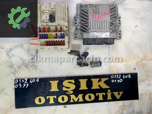Ford Tourneo Connect Beyin 7T11-12A650-AF çıkma parça
