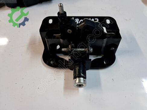 Ford Tourneo Connect Kaput Kilidi çıkma parça
