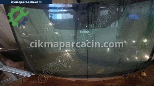 Ford Tourneo Connect Ön Cam çıkma parça