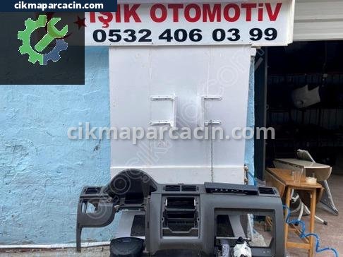 Ford Tourneo Connect Torpido çıkma parça