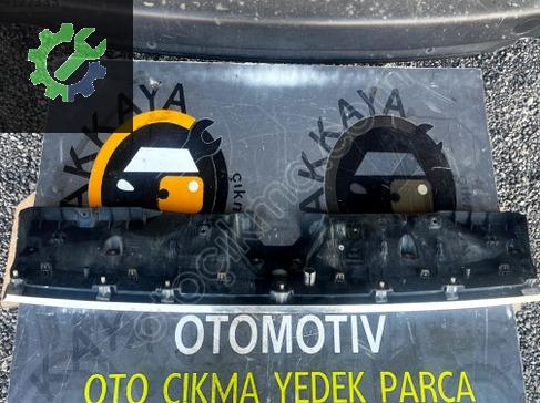 Ford Tourneo Connect Ön Panjur çıkma parça