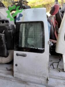 Ford Tourneo Connect Sağ Arka Kapı Çıkma