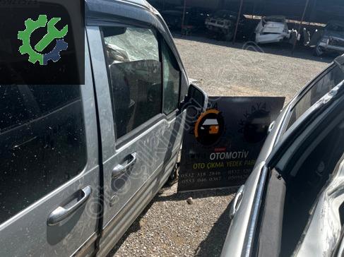 Ford Tourneo Connect Sağ Ön Kapı çıkma parça